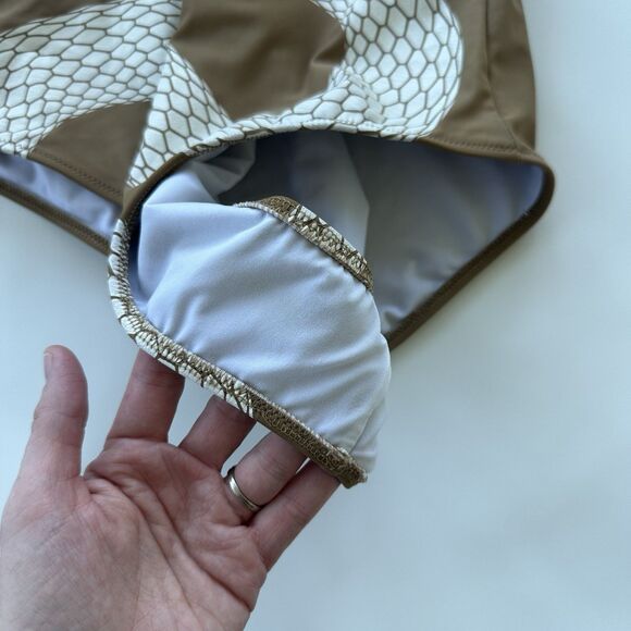 AVERIE Corina Plunge One Piece Ruffle Snake Design Swimsuit Medium Msrp $135 - Picture 5 of 7